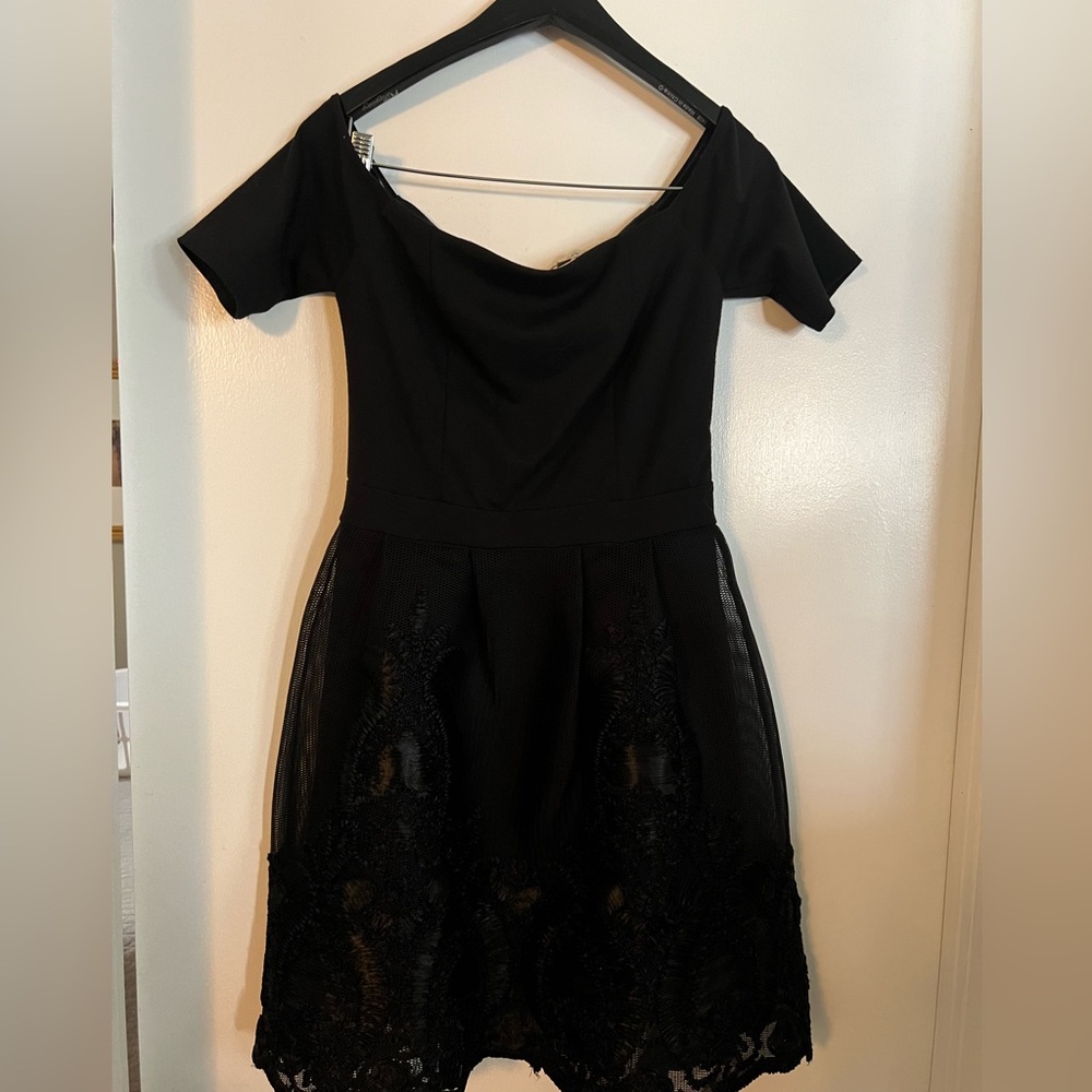 Black cocktail dress Francesca’s Medium